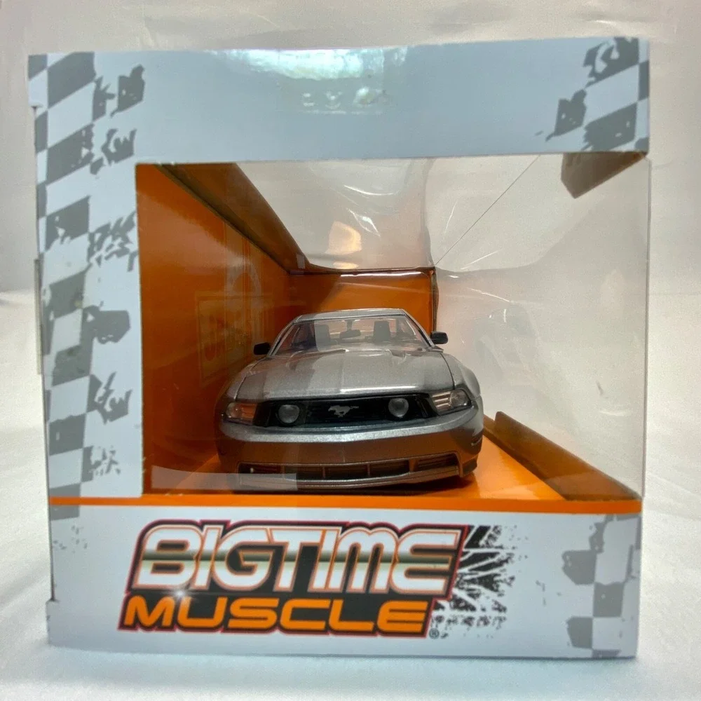Jada 2010 Ford Mustang GT Big Time‎ Muscle 1:24 Die-cast Model Car NIP 2023 USA